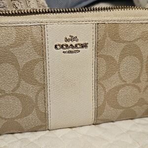 Coach Beige Women's Bag